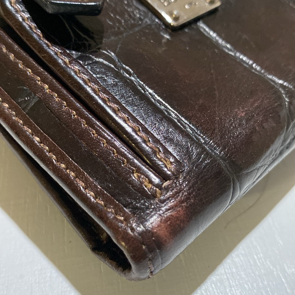 DOONEY & BOURKE Brown Croc Embossed Trifold Leather Wallet - Picture 8 of 10